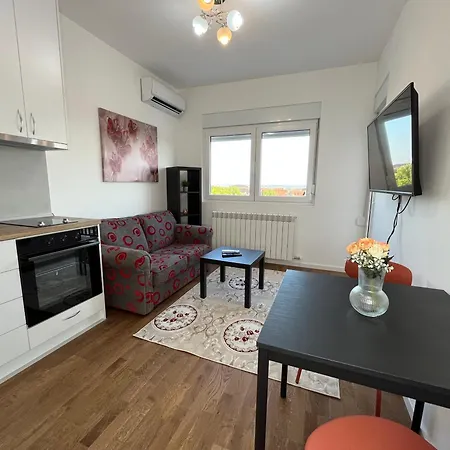 Nbg Sky View Apartment Belgrade